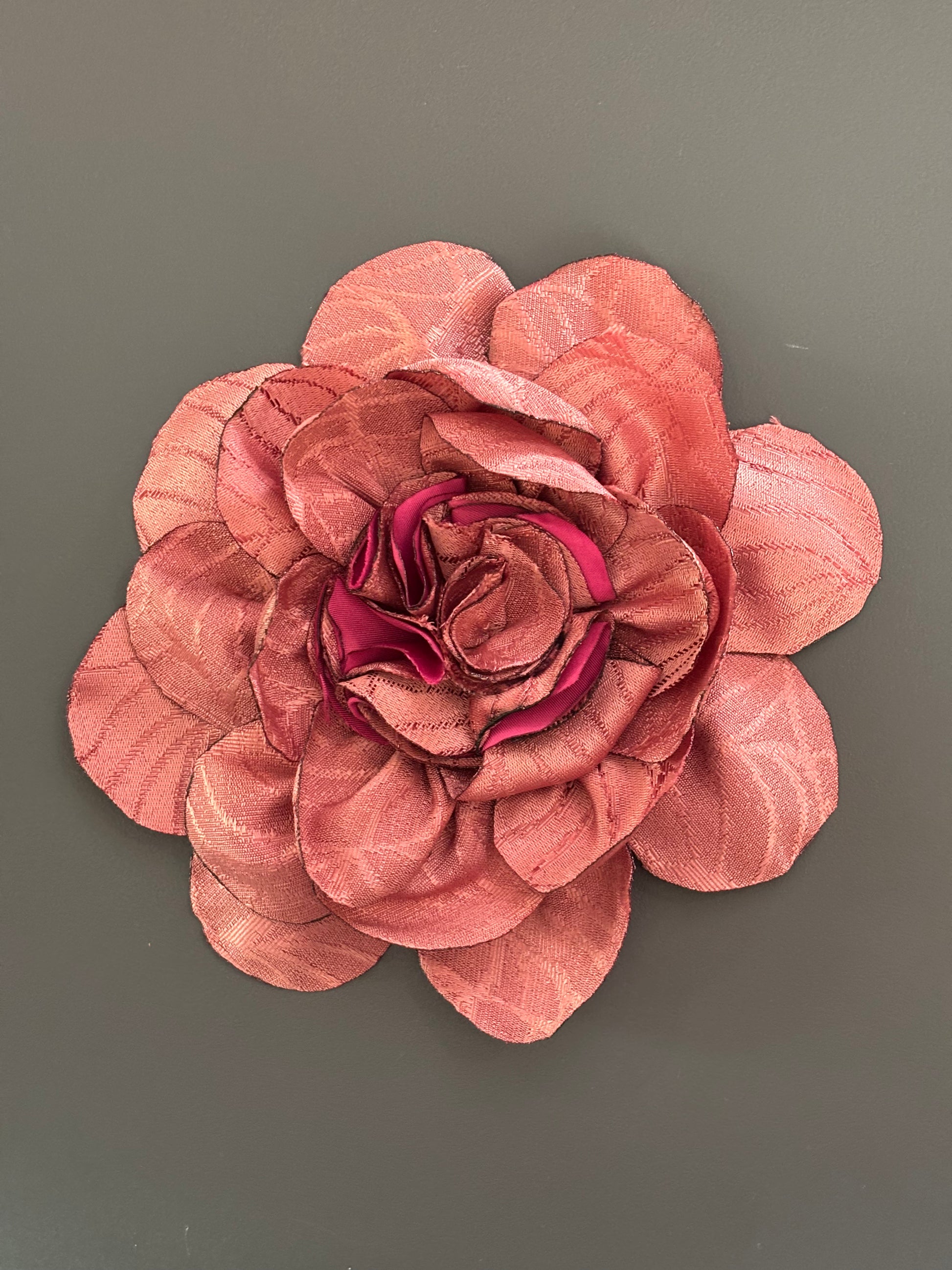 Color rosa pastel estampado